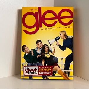Glee the complete first season 7 disc set dvd Y2K